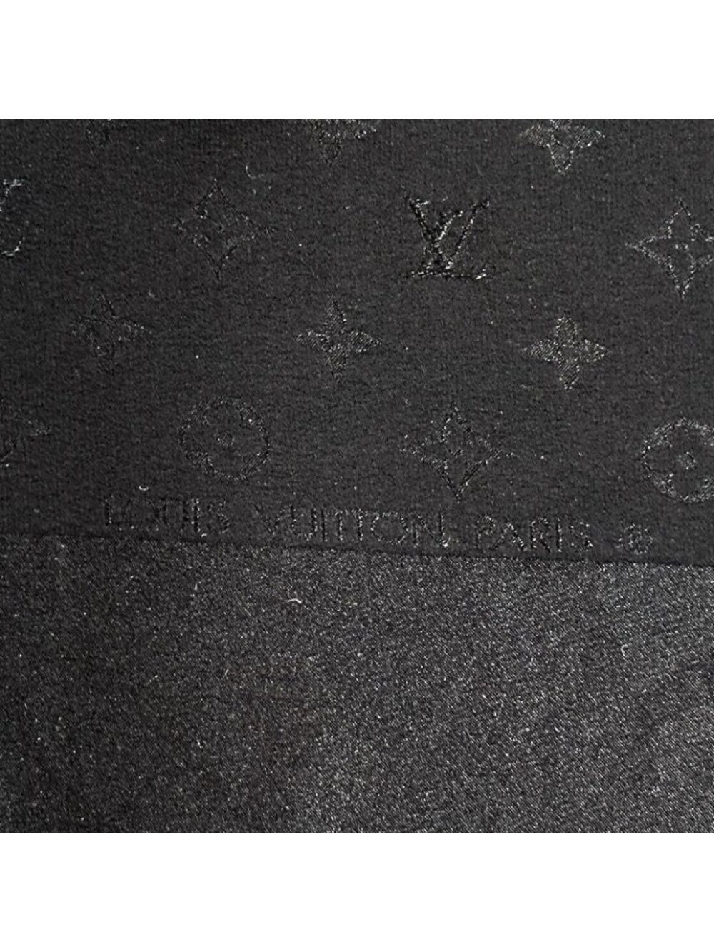 Louis Vuitton Scarf Monogram Monaco 90 Noir Black Simple - Picture 5 of 7